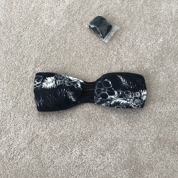 Rip Curl Other - Strapless Rip Curl Bikini Top